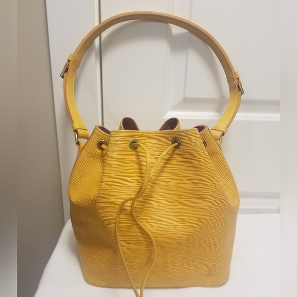 ❌‼SOLD‼❌-LV Epi Petit Noé w/COA (online) - Picture 12 of 17